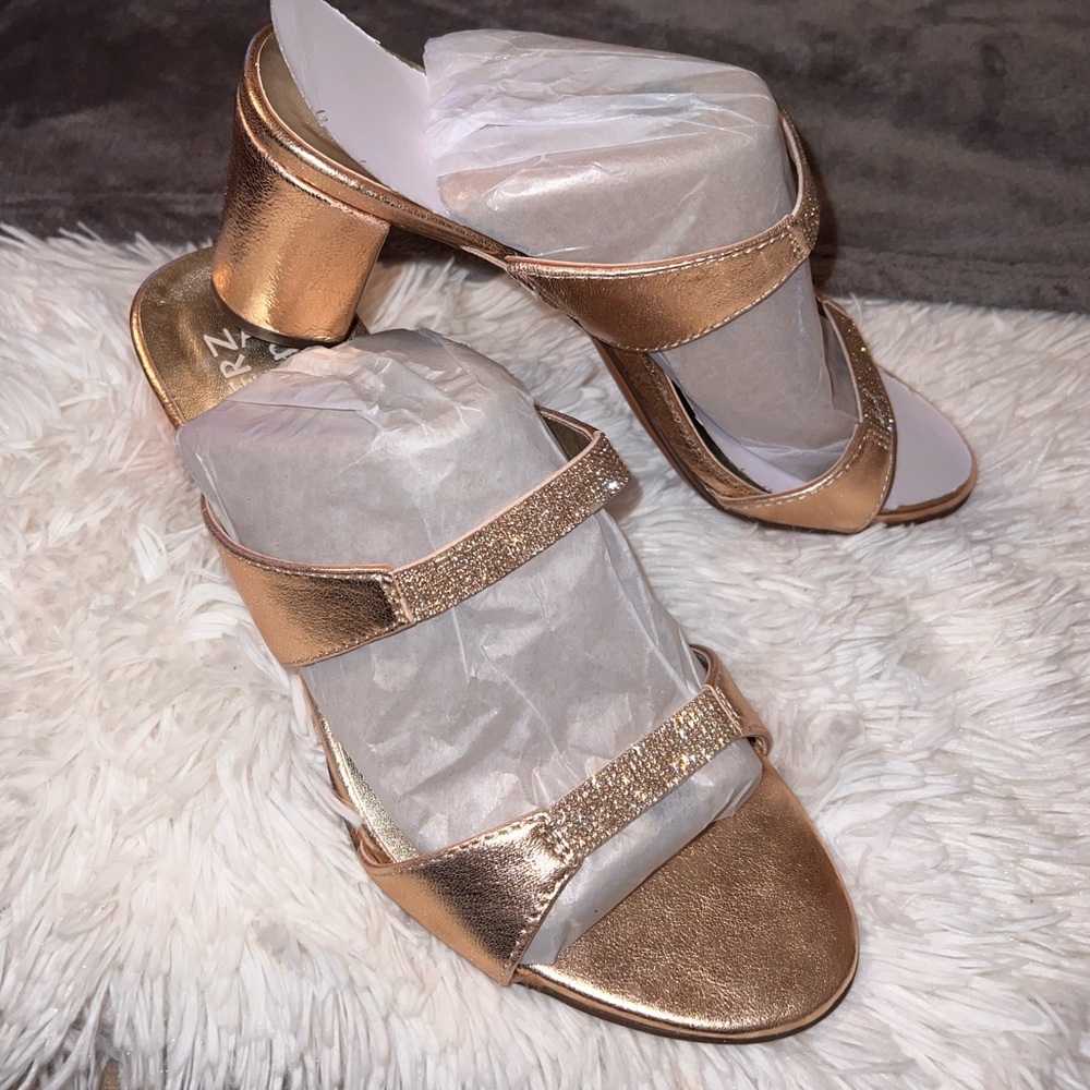 NIB Naturalizer Metallic Gold Heeled Sandals - Picture 7 of 7